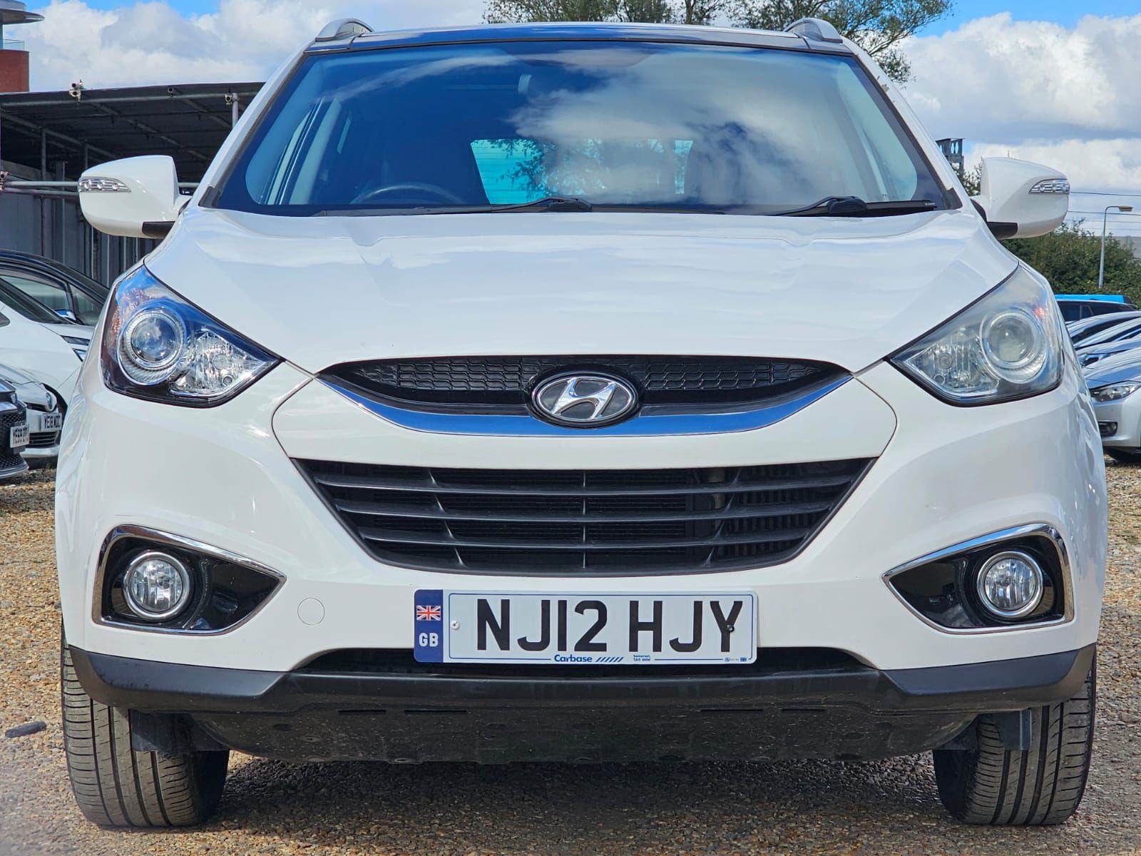 
								Hyundai IX35 full									
